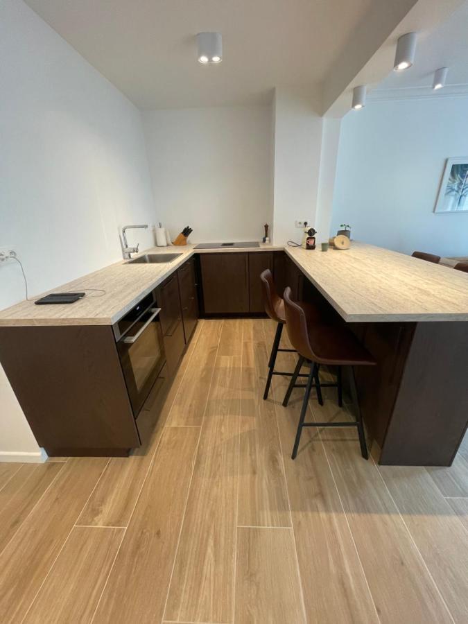 Sunny Seaview Apartment Остенде Екстериор снимка