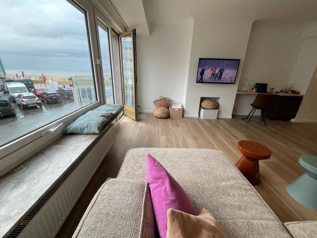 Sunny Seaview Apartment Остенде Екстериор снимка